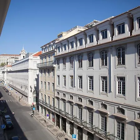 Flh Praca Comercio Wood Design Flat Lissabon