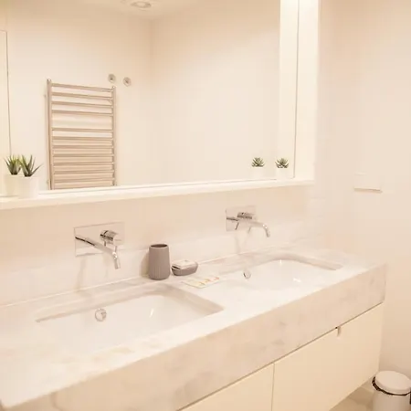 Apartment Flh Praca Comercio Wood Design Flat Lisbon